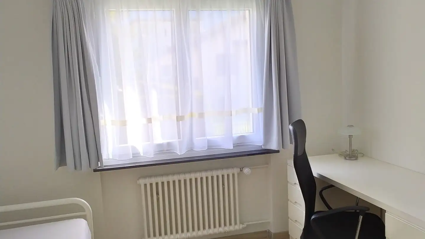 Single room for rent - Enzianweg 7, 7000 Chur