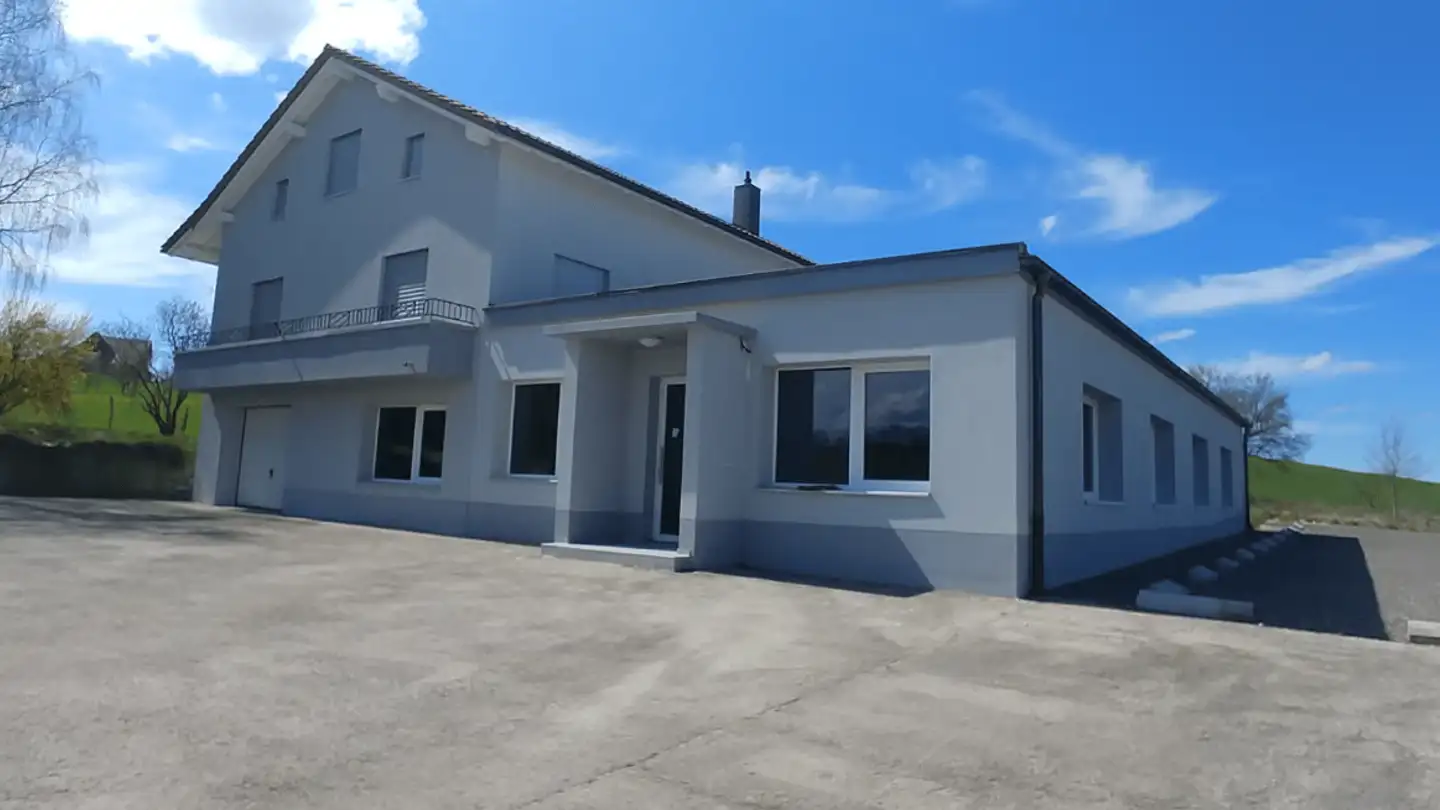 Mischgenutztes Gebäude mieten - Route De Buix 37, 2915 Bure - Foto 2