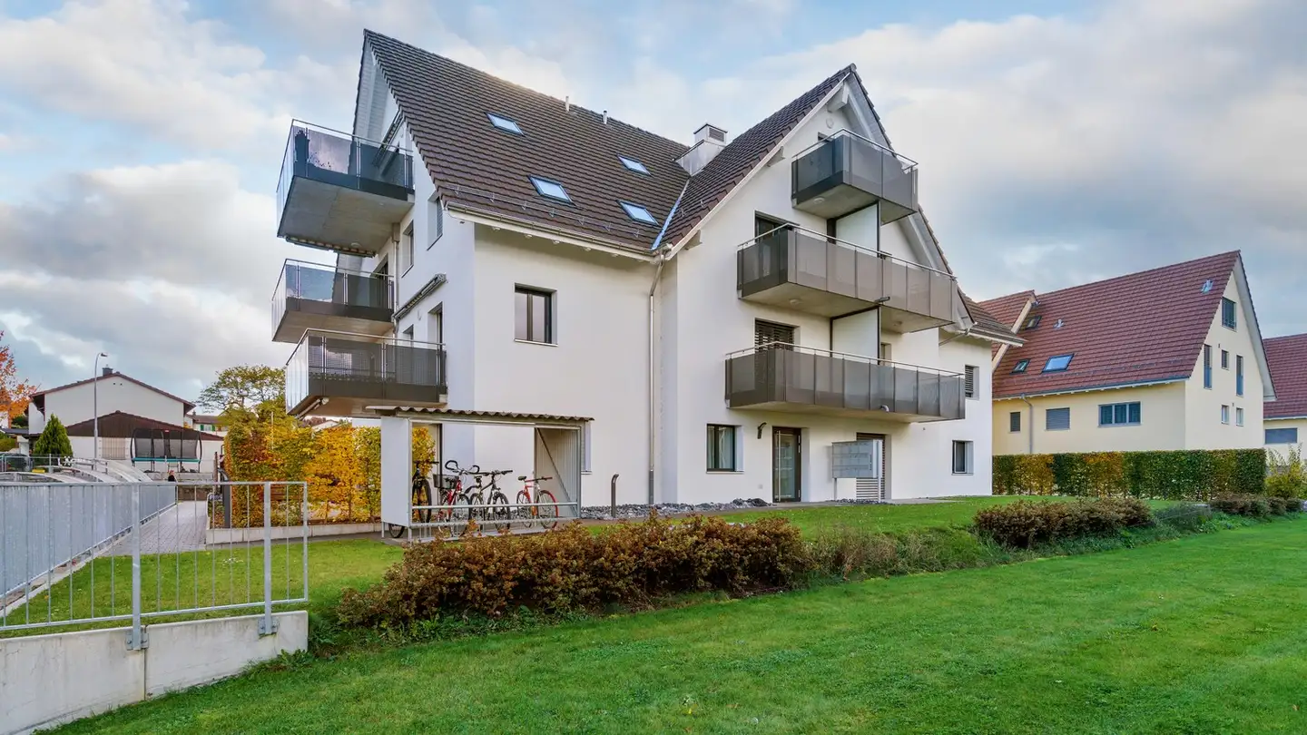 Single garage for rent - Breitestrasse 3, 8545 Rickenbach Sulz