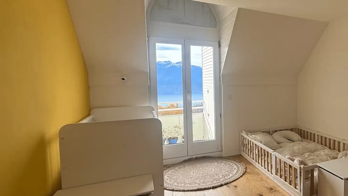 Attic flat for rent - Route De Baumaroche, 1801 Le Mont-Pèlerin - Photo 3