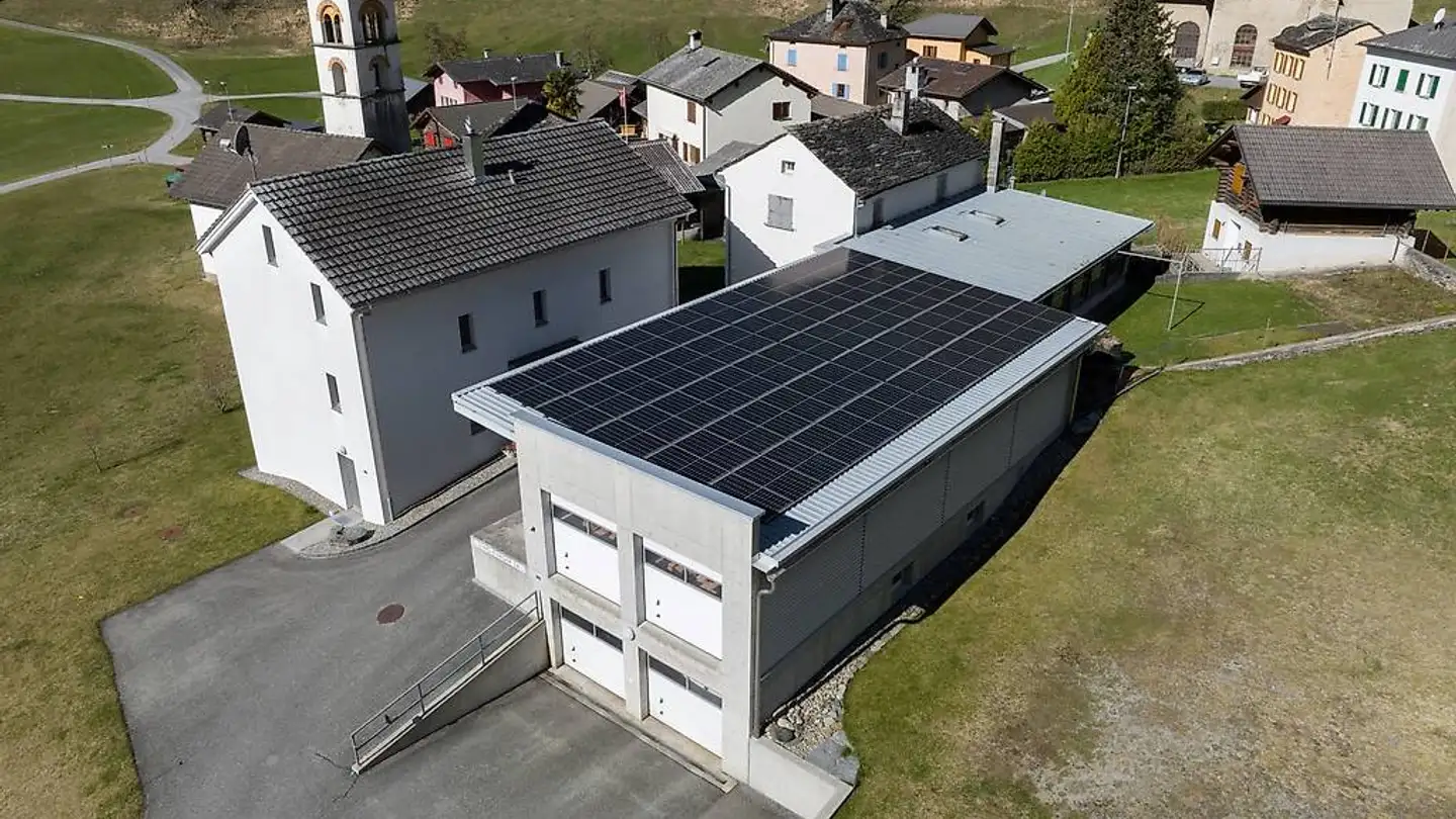 Gewerbe mieten - 6563 Mesocco