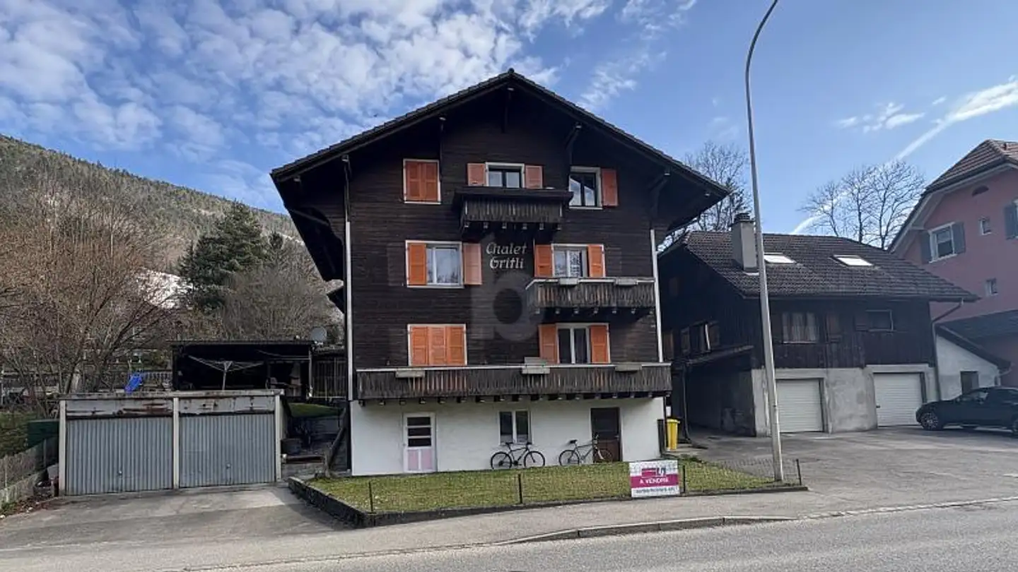 Immeuble résidentiel à vendre - 2740 Moutier - Photo 2