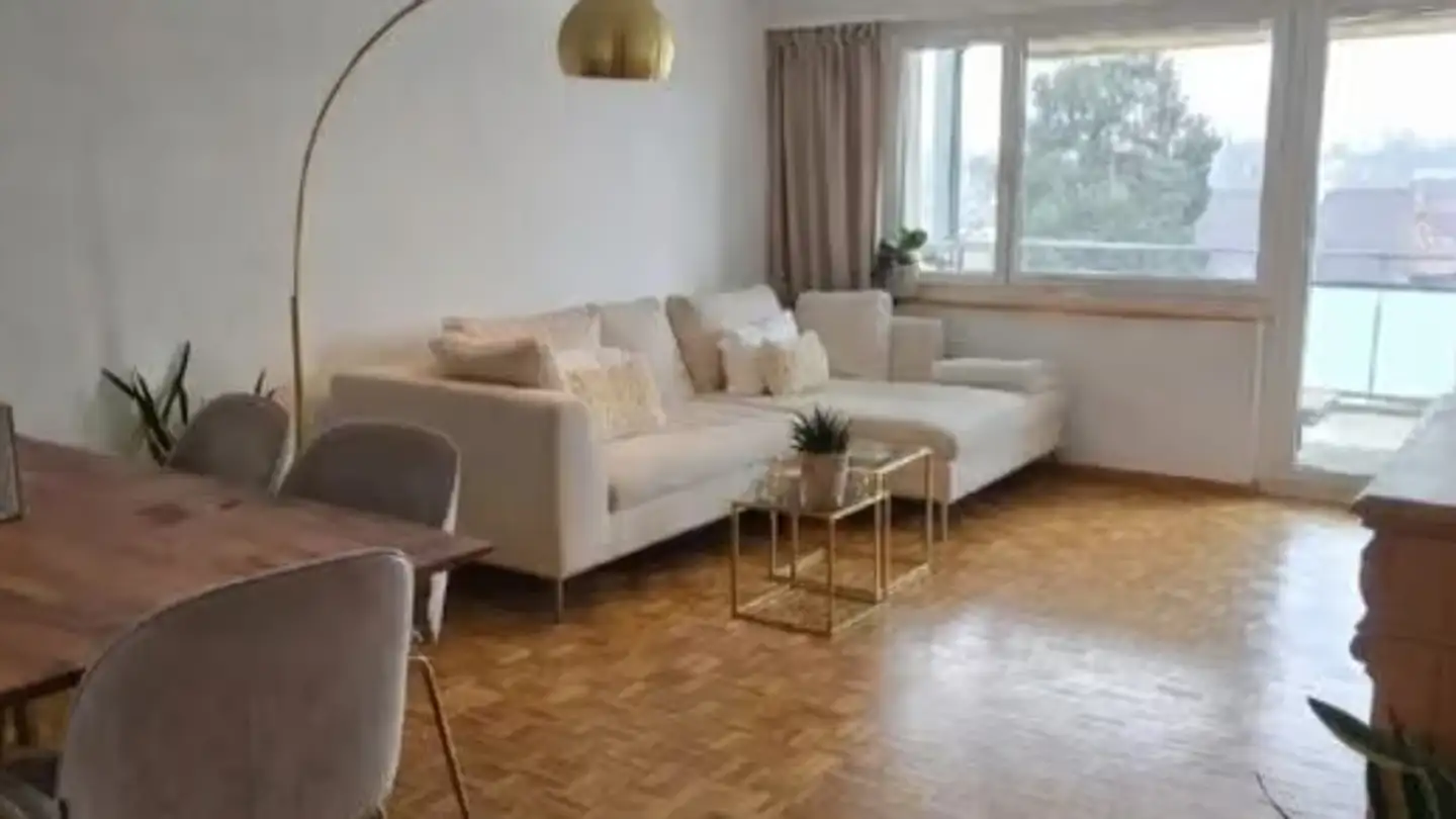 Wohnung mieten - Klotenerstrasse 3, 8305 Dietlikon - Foto 2