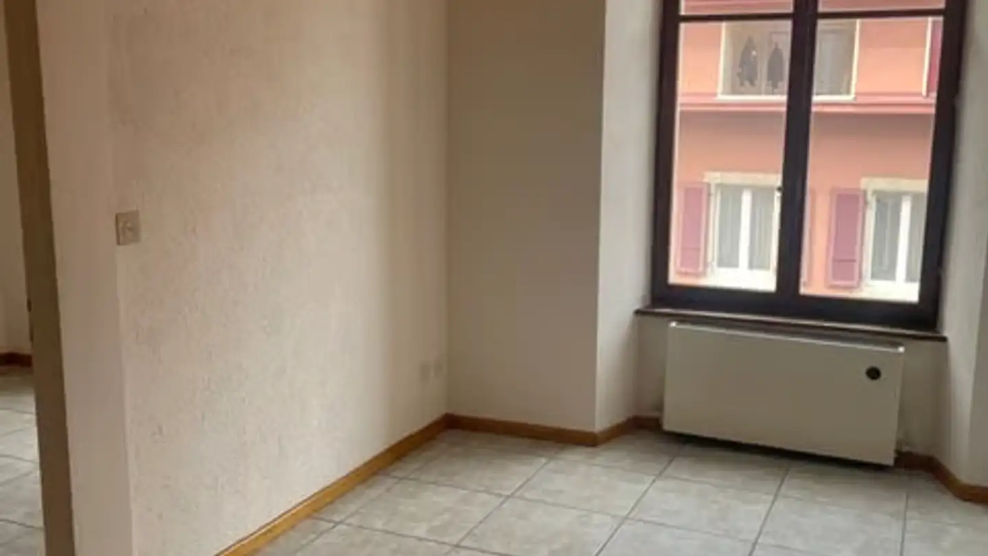 Wohnung mieten - Rue Du Temple 6, 2610 St-Imier - Foto 3