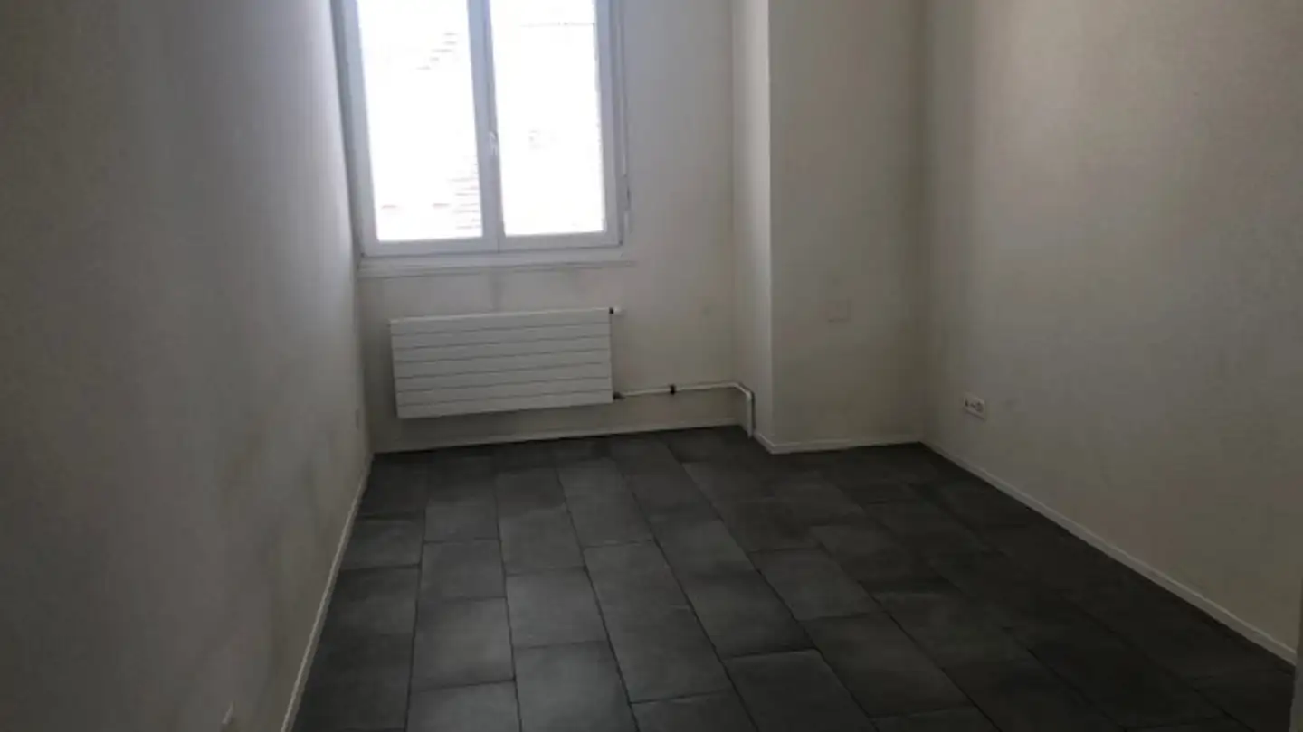 Appartement à louer - Rue De La Combe-Grieurin 37, 2300 La Chaux-de-Fonds - Photo 4