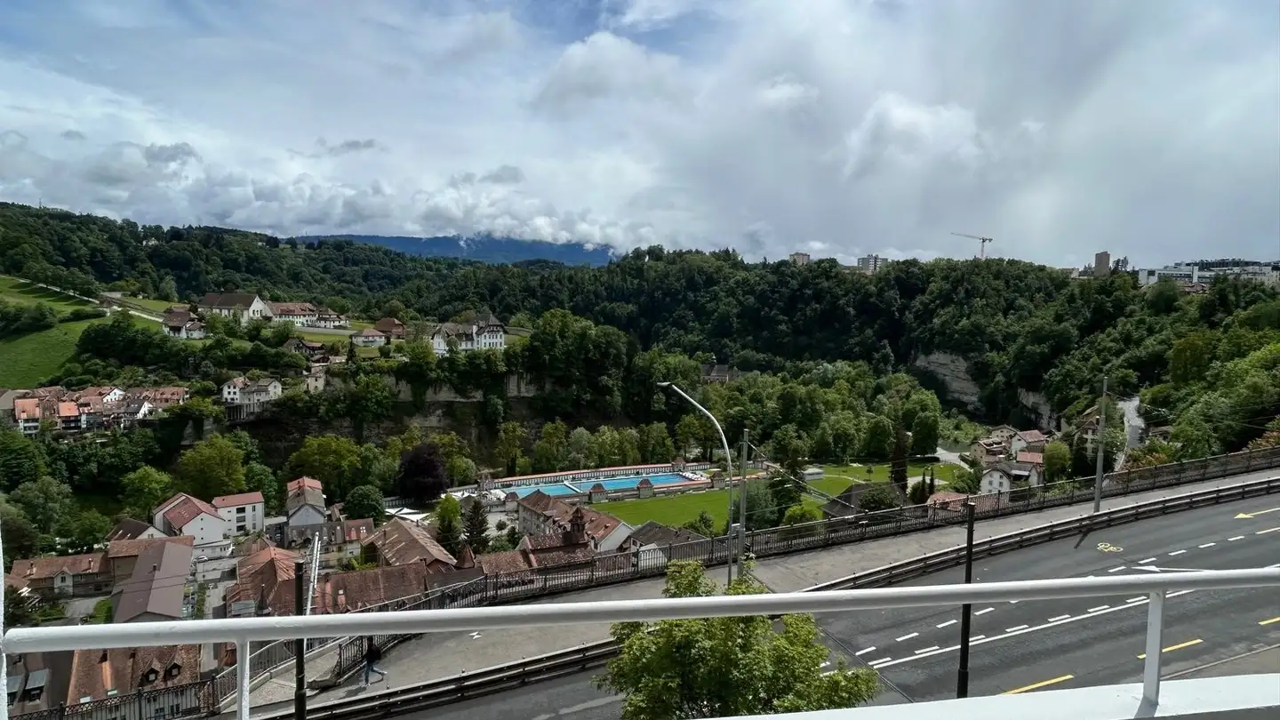 Apartment for rent - Rue Des Alpes, 1700 Fribourg - Photo 2