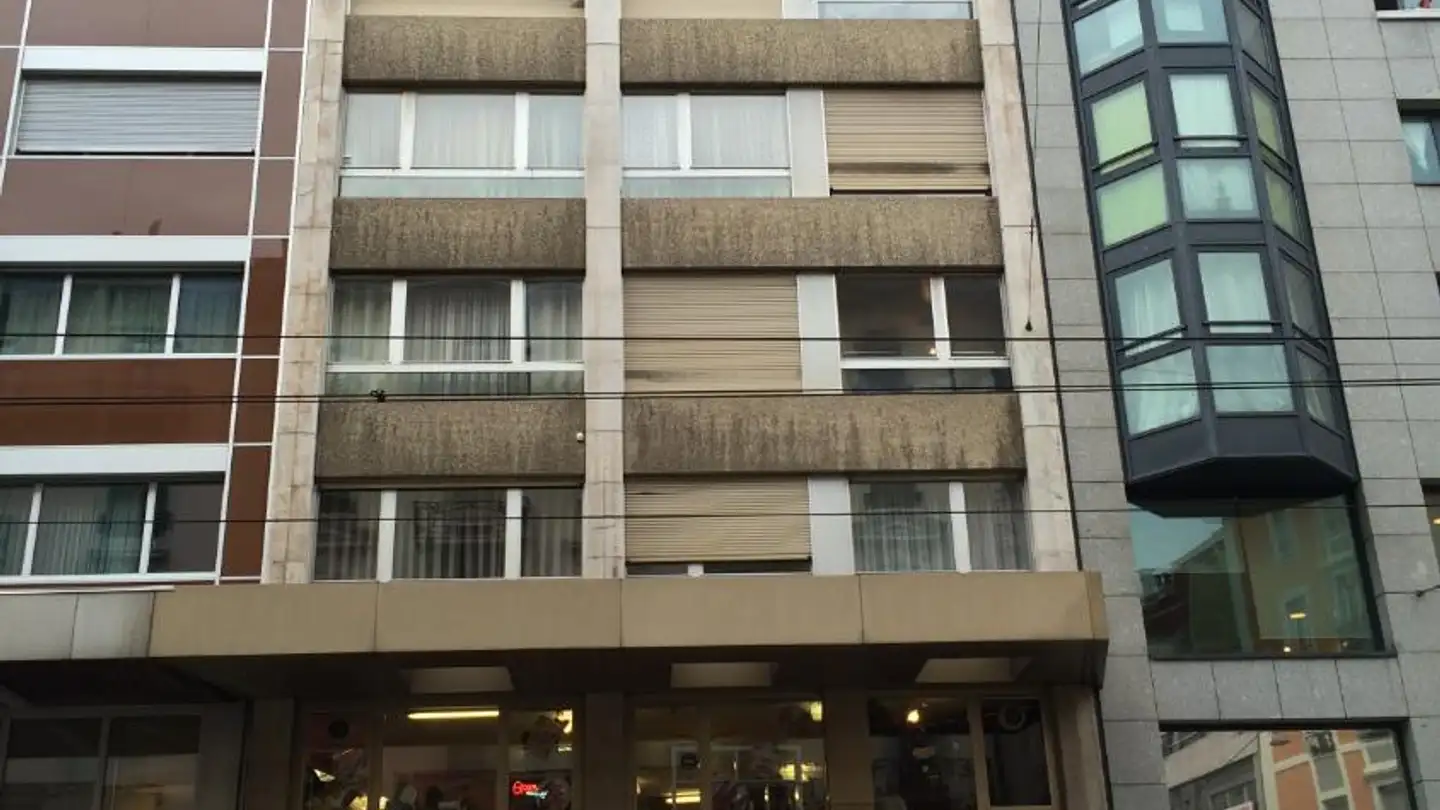 Arcade for rent - Rue De Carouge 26, 1205 Genève