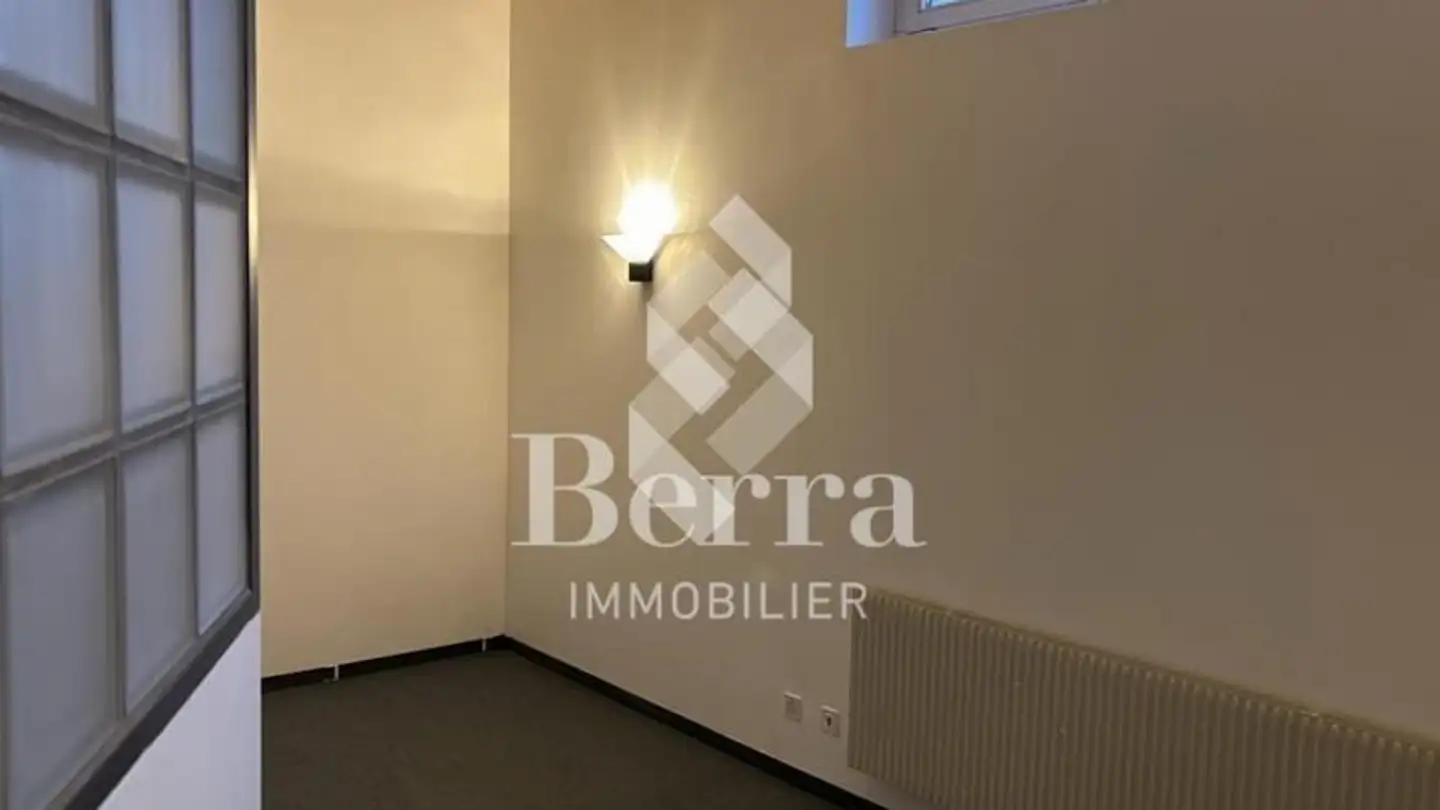 Office space for rent - Avenue De Savoie 4, 1896 Vouvry