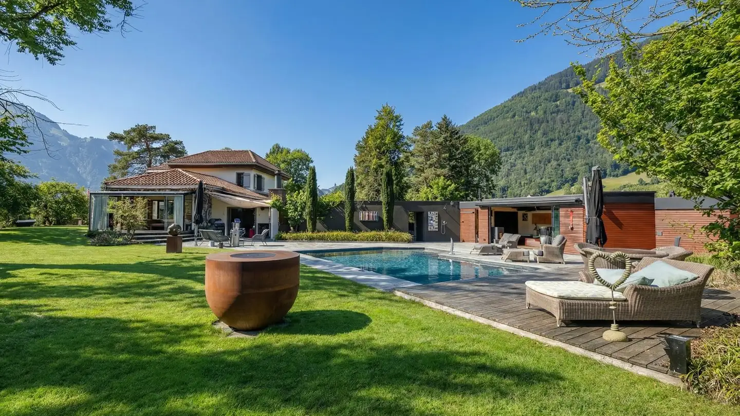 Villa in vendita - 8753 Mollis