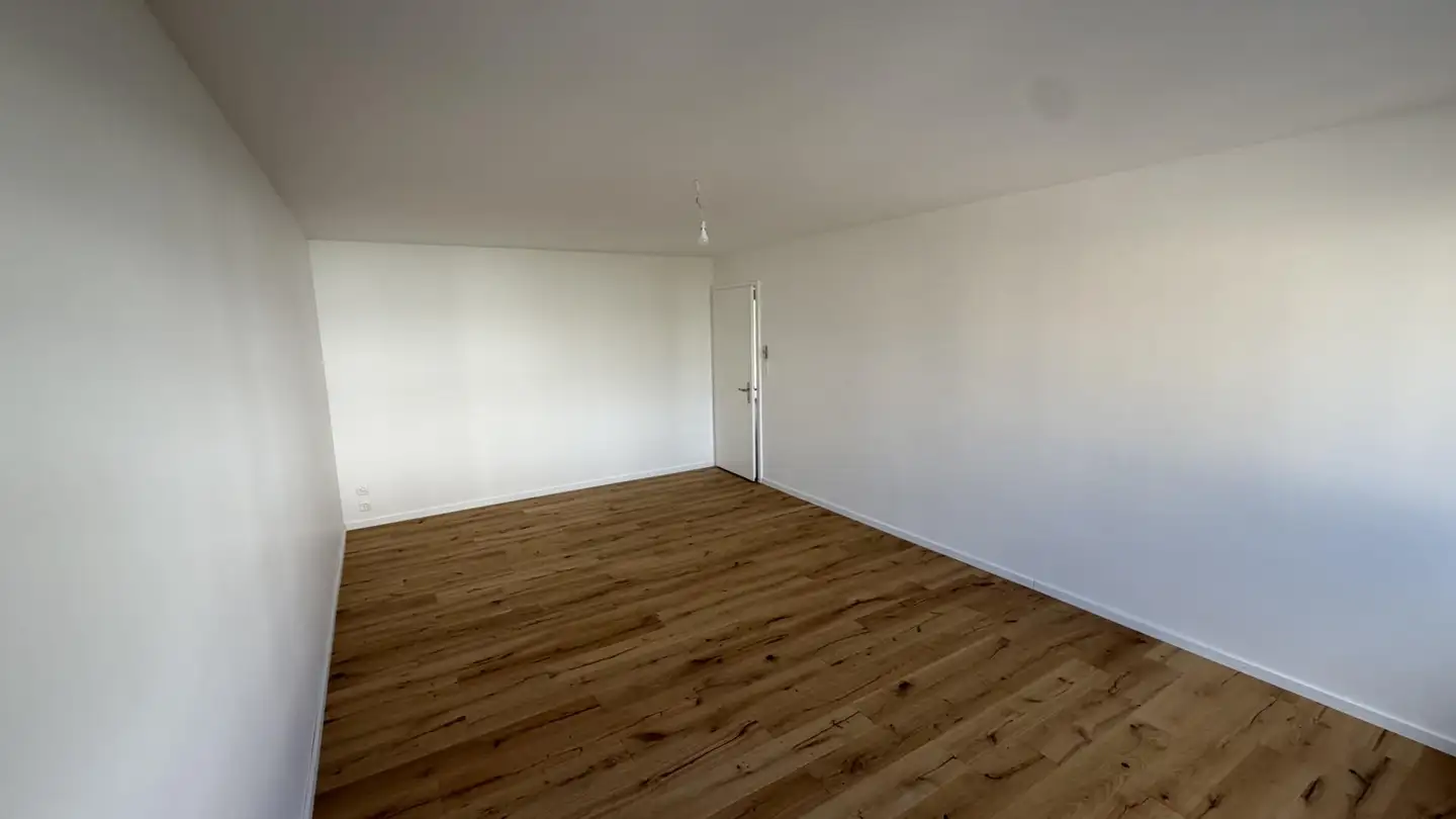 Apartment for rent - Avenue Du Château De La Cour 1, 3960 Sierre - Photo 4