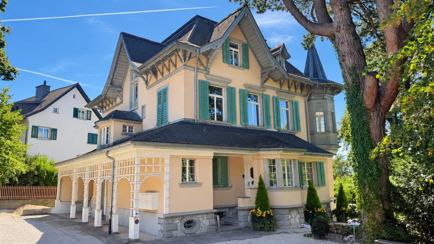 Office space for rent - Alte Landstrasse 74, 8702 Zollikon
