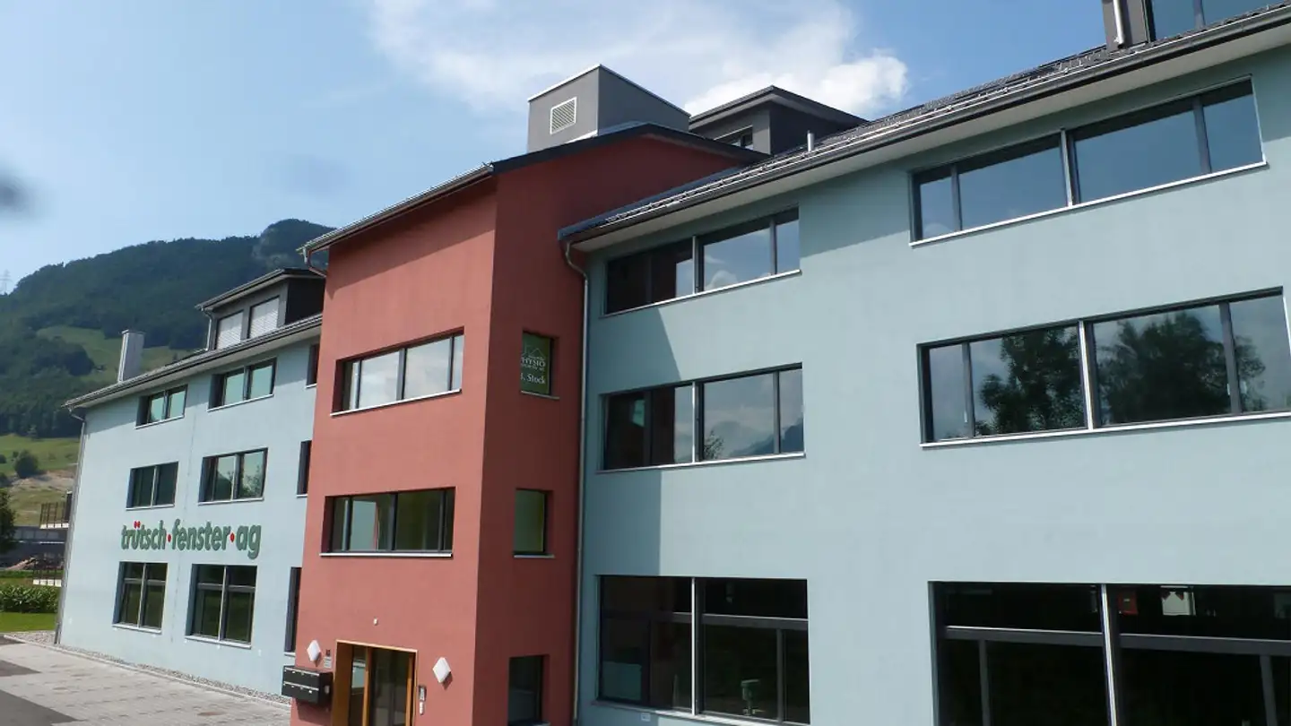 Commerciale in affitto - Dammstrasse 12a, 6438 Ibach - Foto 2