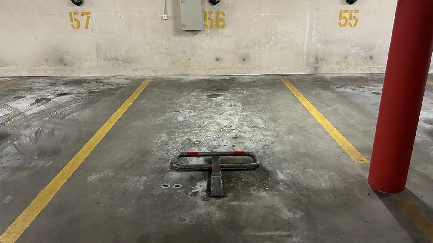 Single garage for rent - Hohfurenstrasse, 8610 Uster