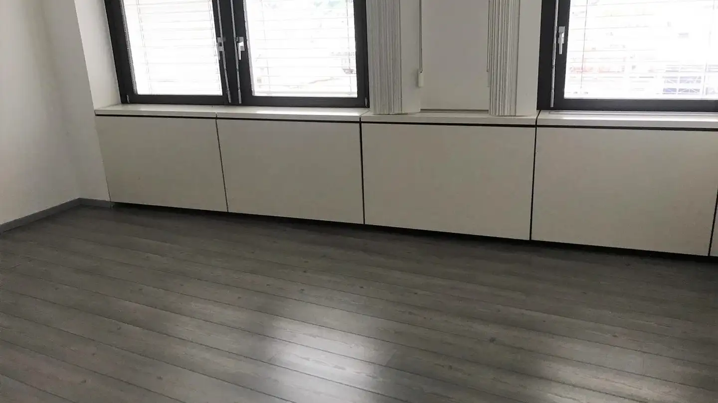 Spazio ufficio in affitto - 6830 Chiasso - Foto 2