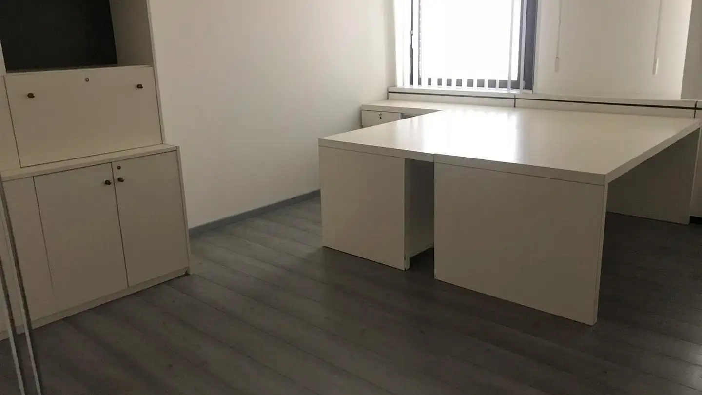 Spazio ufficio in affitto - 6830 Chiasso - Foto 3