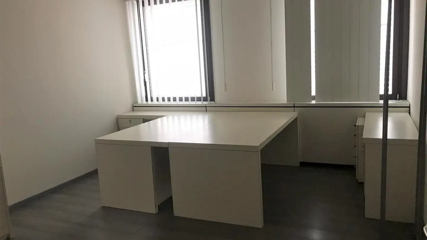 Spazio ufficio in affitto - 6830 Chiasso - Foto 4