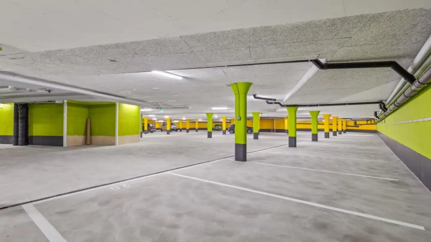 Place de parking souterraine à louer - Dorfstrasse 2b, 8512 Thundorf