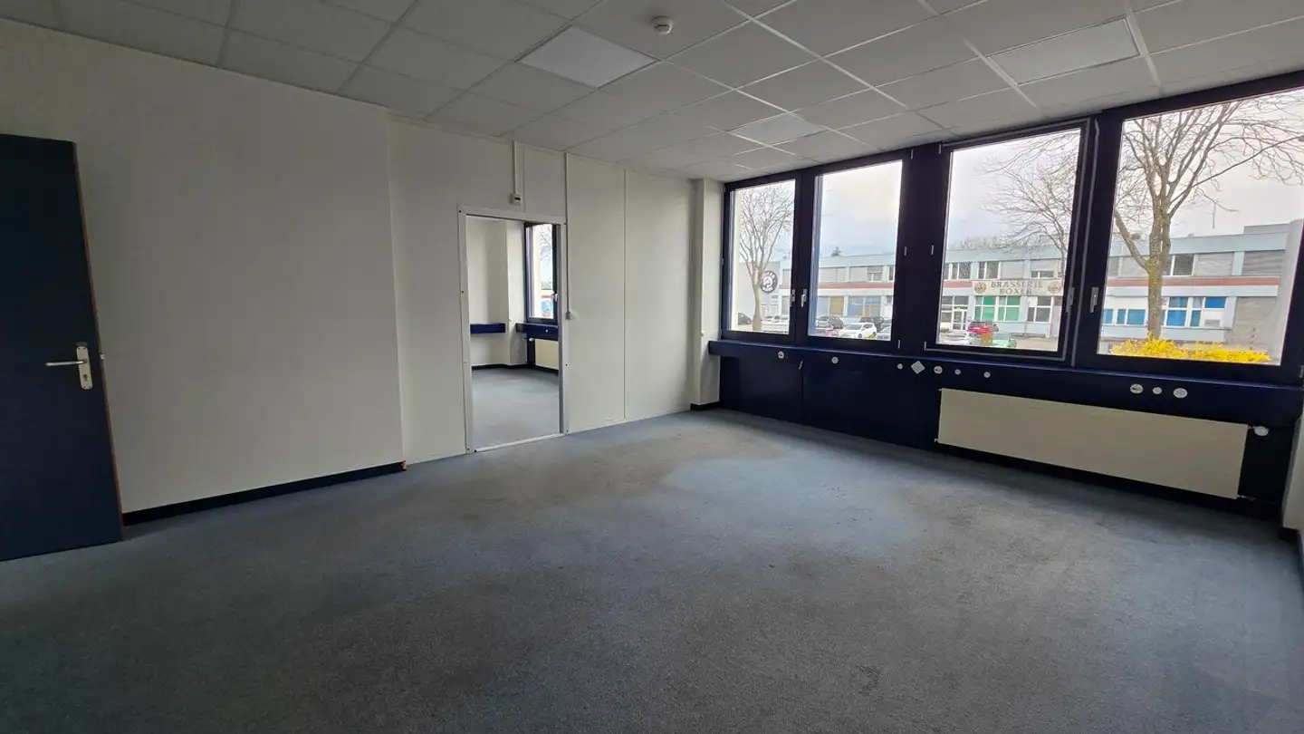 Spazio ufficio in affitto - Avenue Des Sports 42, 1400 Yverdon-les-Bains - Photo 4