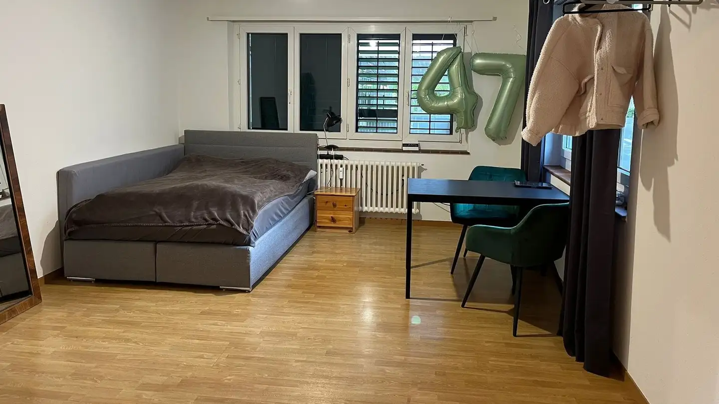 Chambre à louer - Flurstrasse, 8048 Zürich