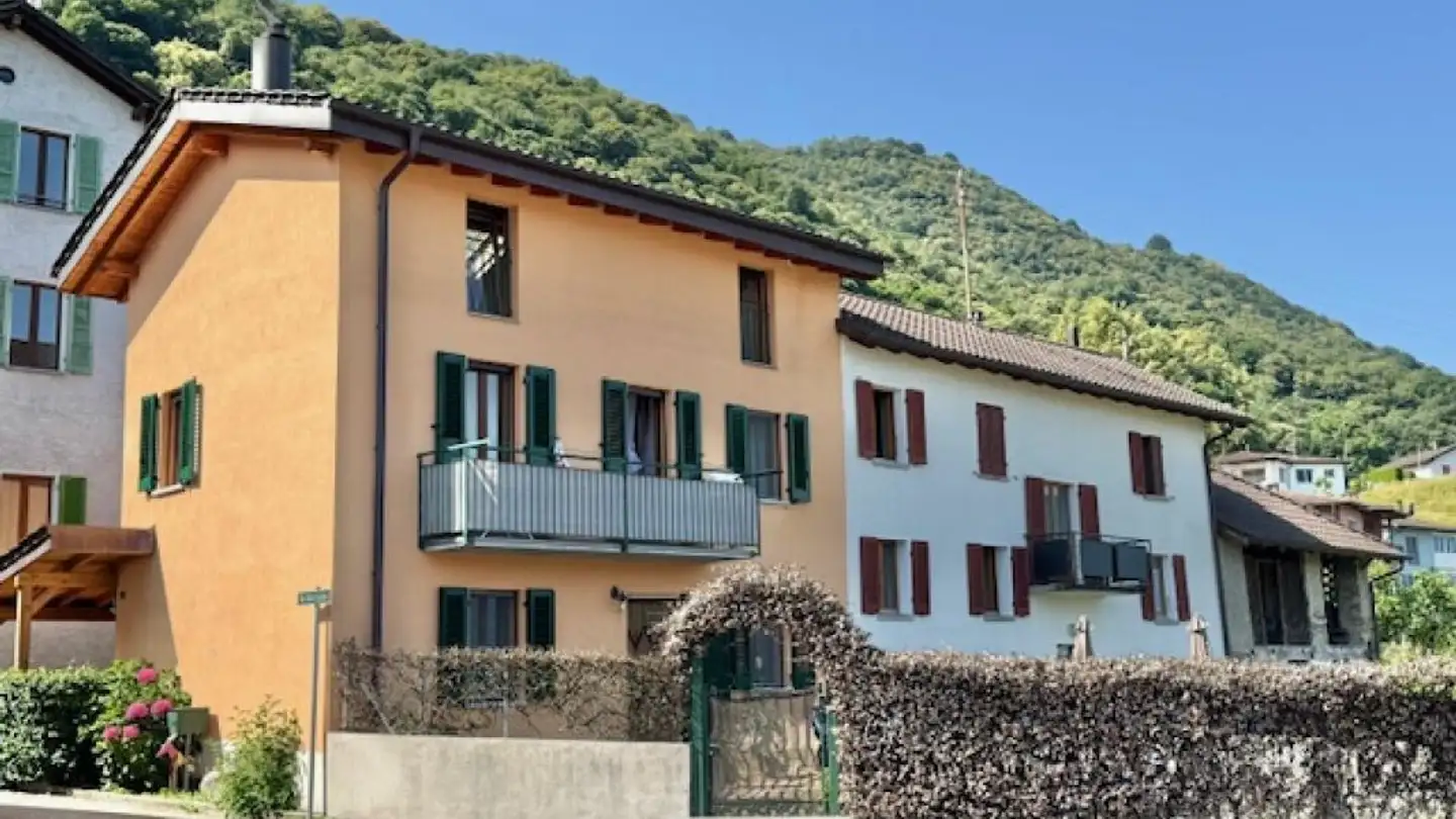 Single house for sale - Via Delle Scuole 43, 6579 Piazzogna