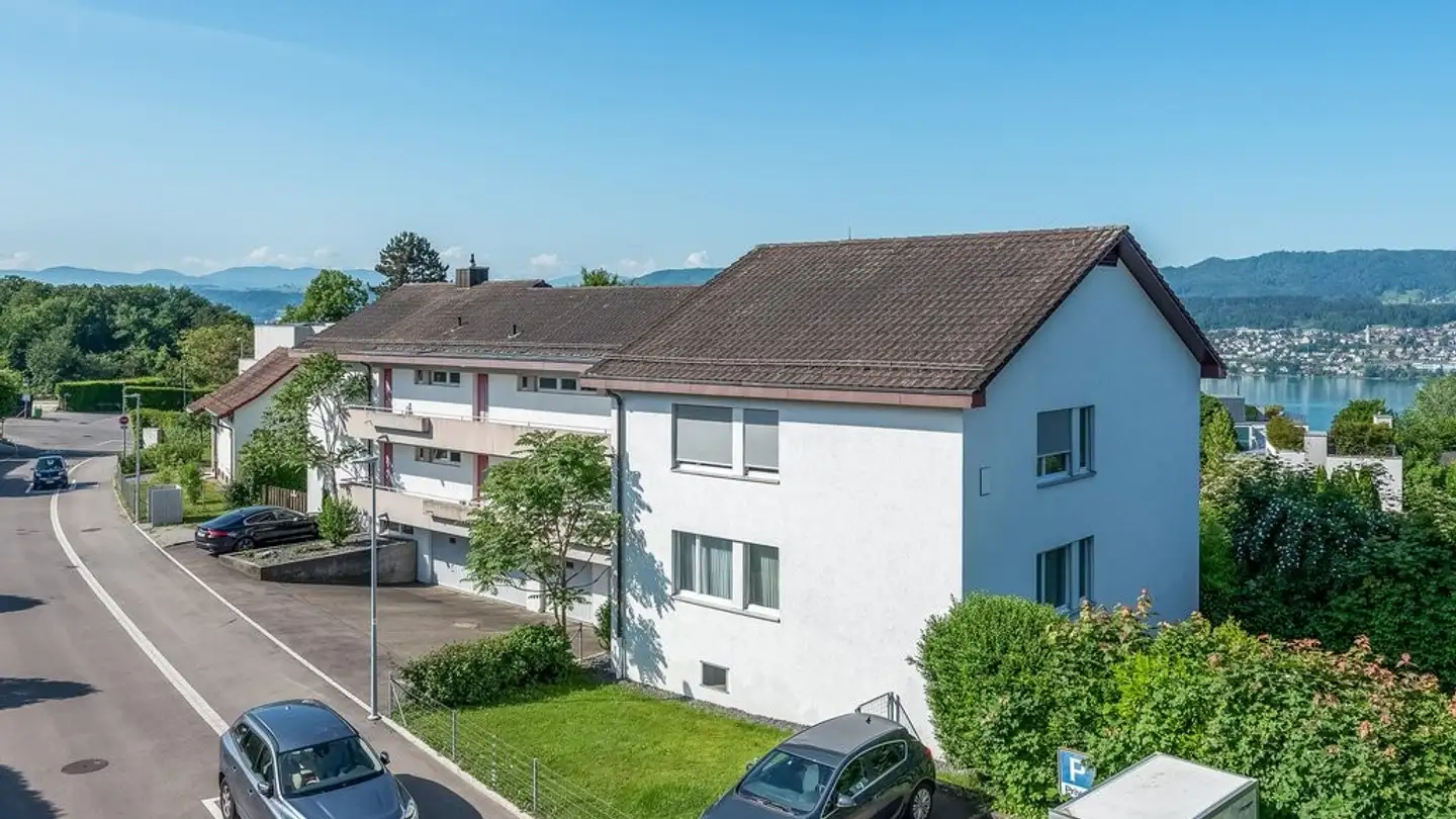 Outdoor parking space for rent - Neue Allmendstrasse 42, 8703 Erlenbach ZH