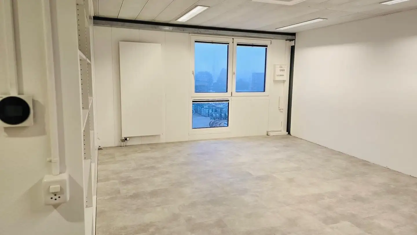 Spazio ufficio in affitto - Route de l'Industrie 45, 1564 Domdidier - Photo 3