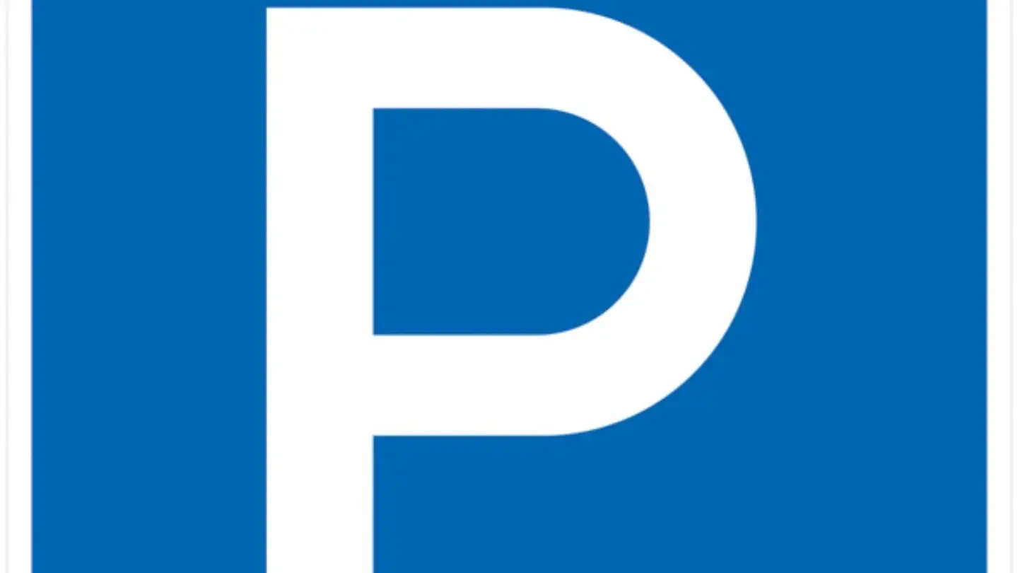 Outdoor parking space for rent - 8184 Bachenbülach