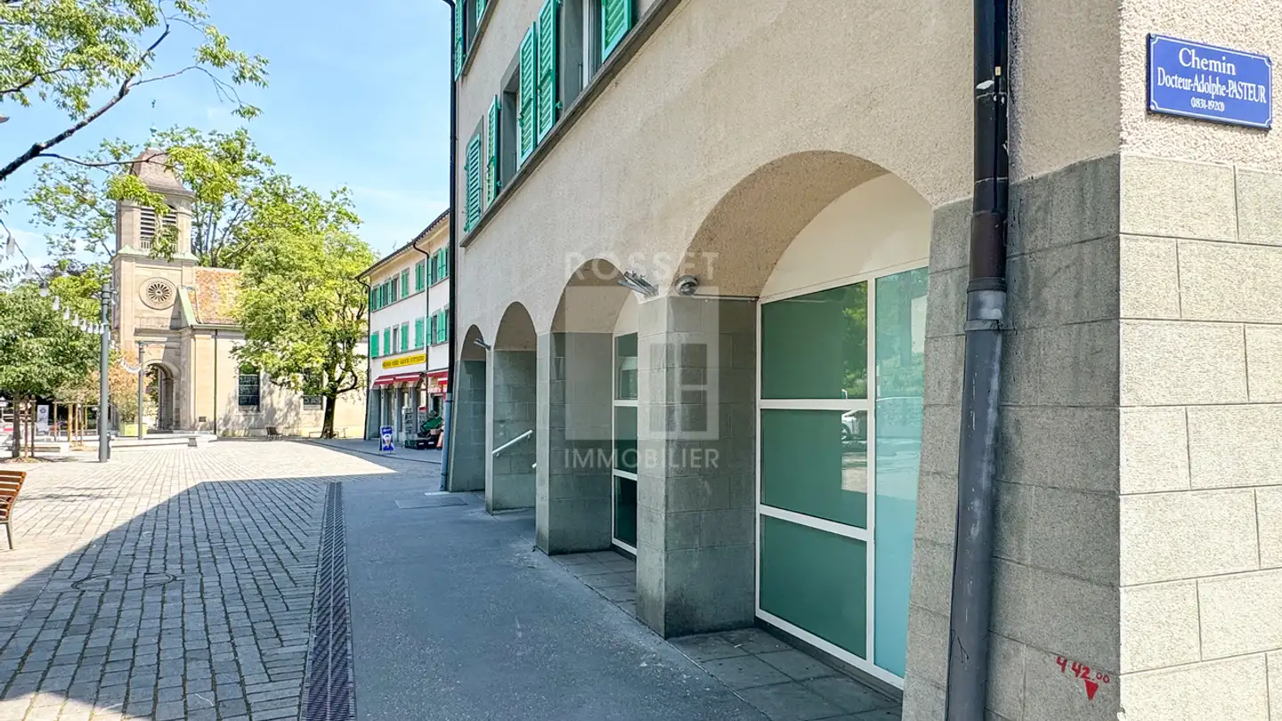 Commercial for rent - Place Du Petit-Saconnex 11, 1209 Genève - Photo 2