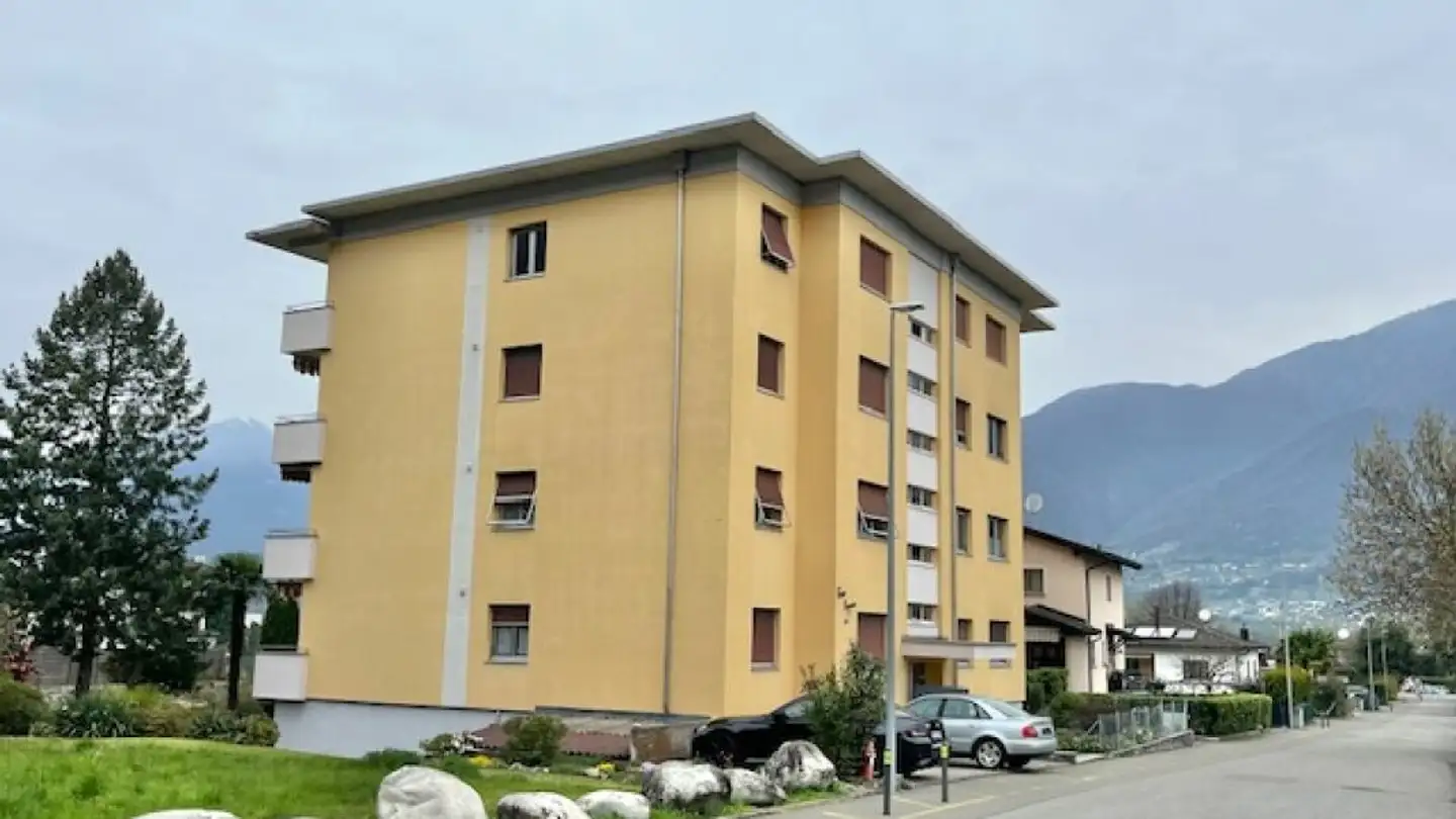 Appartamento in vendita - Via Al Trodo 14, 6572 Quartino