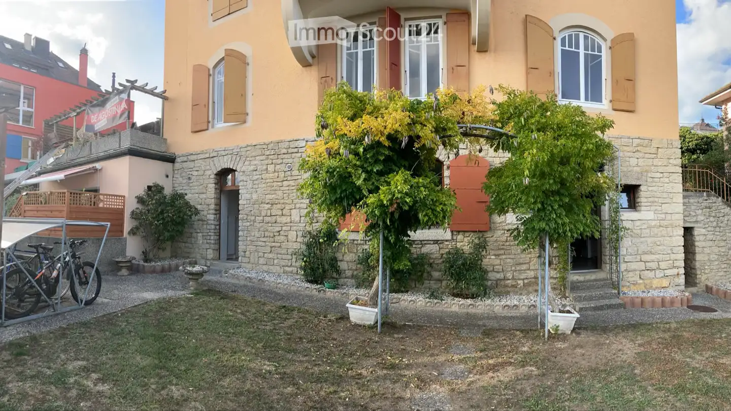 Appartement à louer - Rue De Maillefer 8, 2000 Neuchâtel - Photo 2
