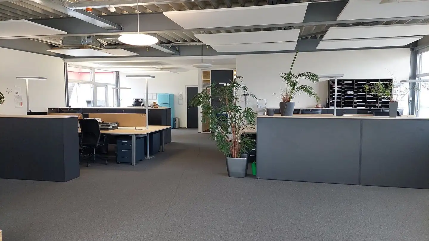 Spazio ufficio in affitto - Lerchenweg 1, 4303 Kaiseraugst - Photo 2