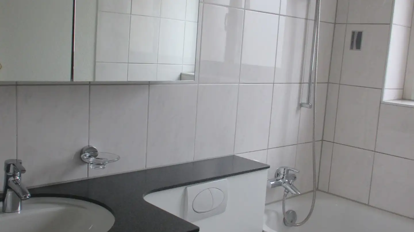 Stanza singola in affitto - 6020 Emmenbrücke - Photo 2