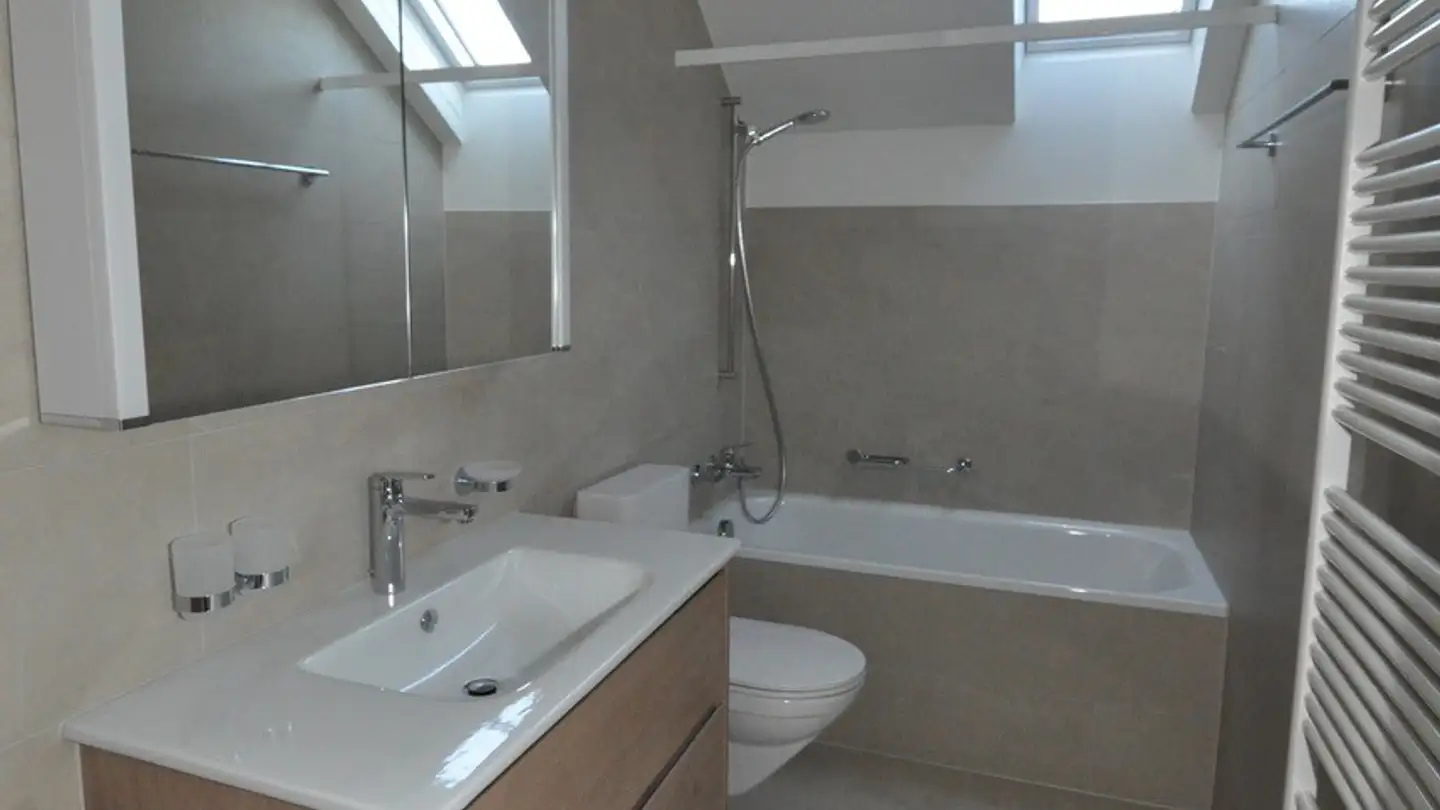 Dachgeschosswohnung mieten - Untere Bahnhofstrasse 20, 8910 Affoltern am Albis - Foto 4