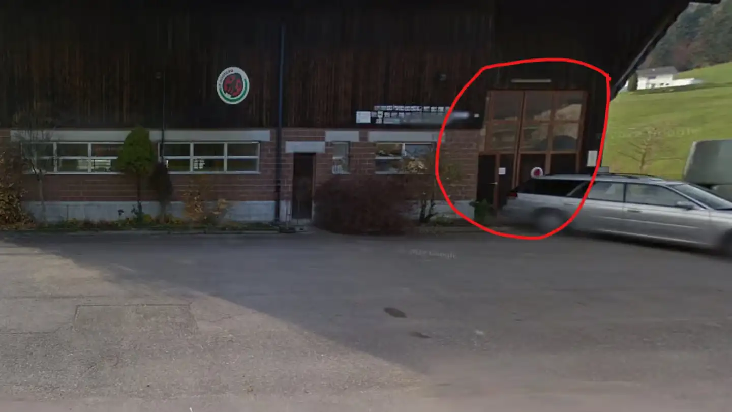 Überdachter Parkplatz mieten - Ernetschwilerstrasse, 8730 Uznach