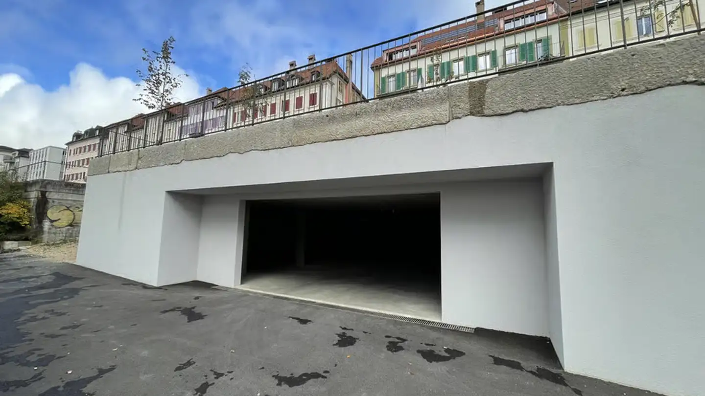 Garage individuel à louer - Rue Du Temple-Allemand 99, 2300 La Chaux-de-Fonds - Photo 2