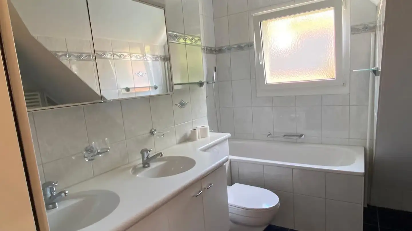 Appartement à louer - Hotzenmattstrasse 2, 8915 Hausen am Albis