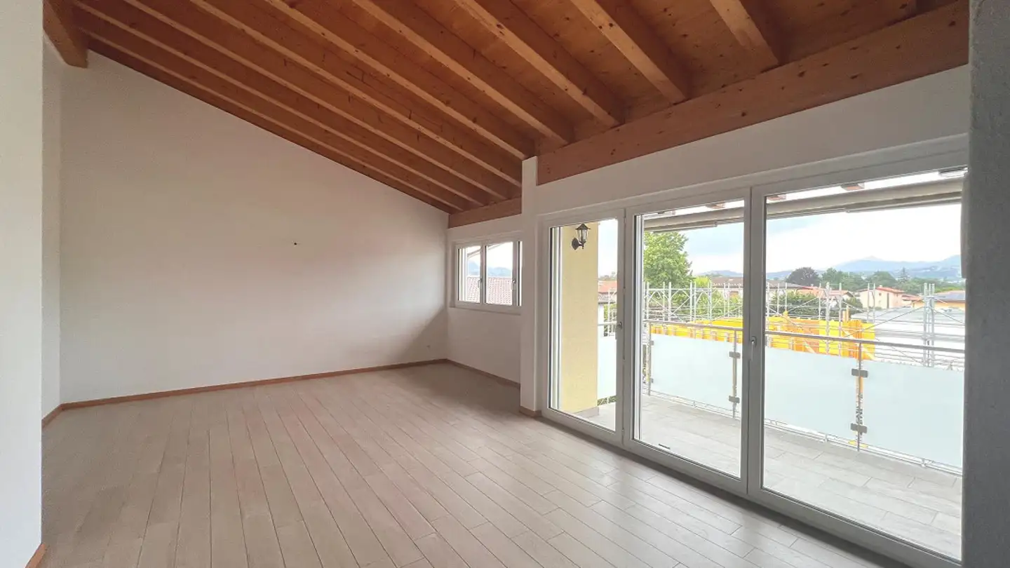 Apartment for rent - 6877 Coldrerio - Photo 2