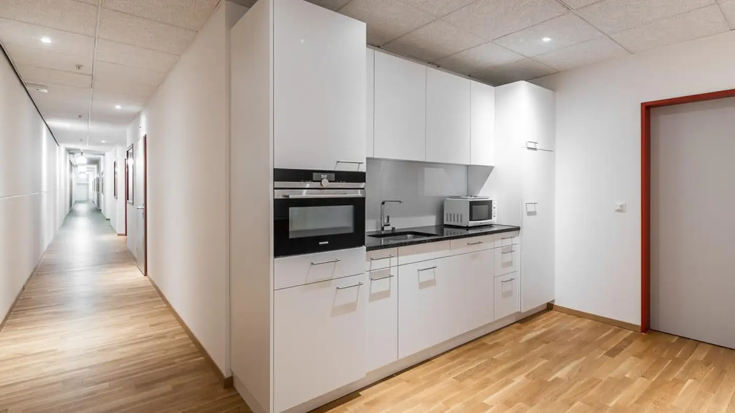 Office space for rent - Industriestrasse 15, 6010 Kriens