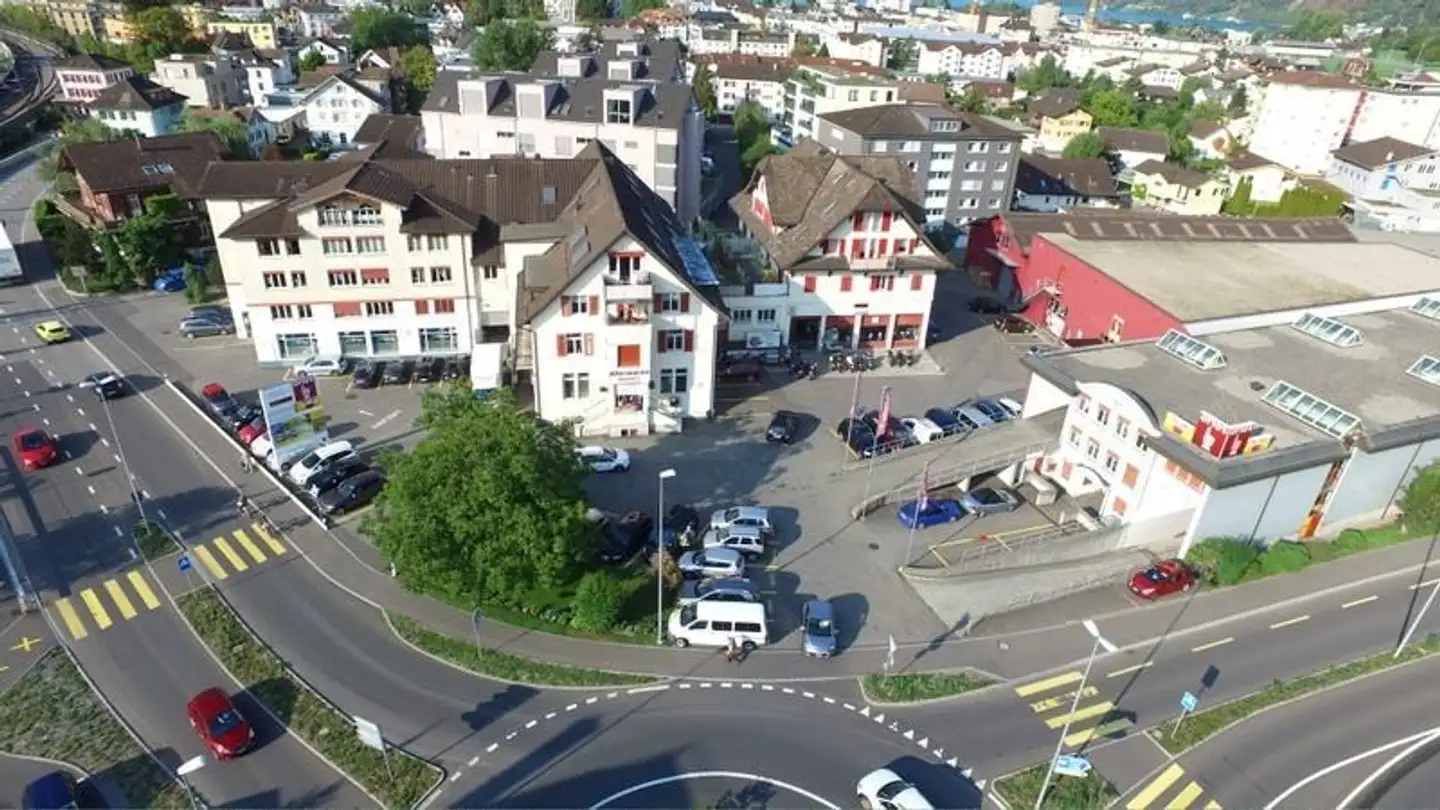 Office space for rent - Bahnhofstrasse 53, 6440 Brunnen