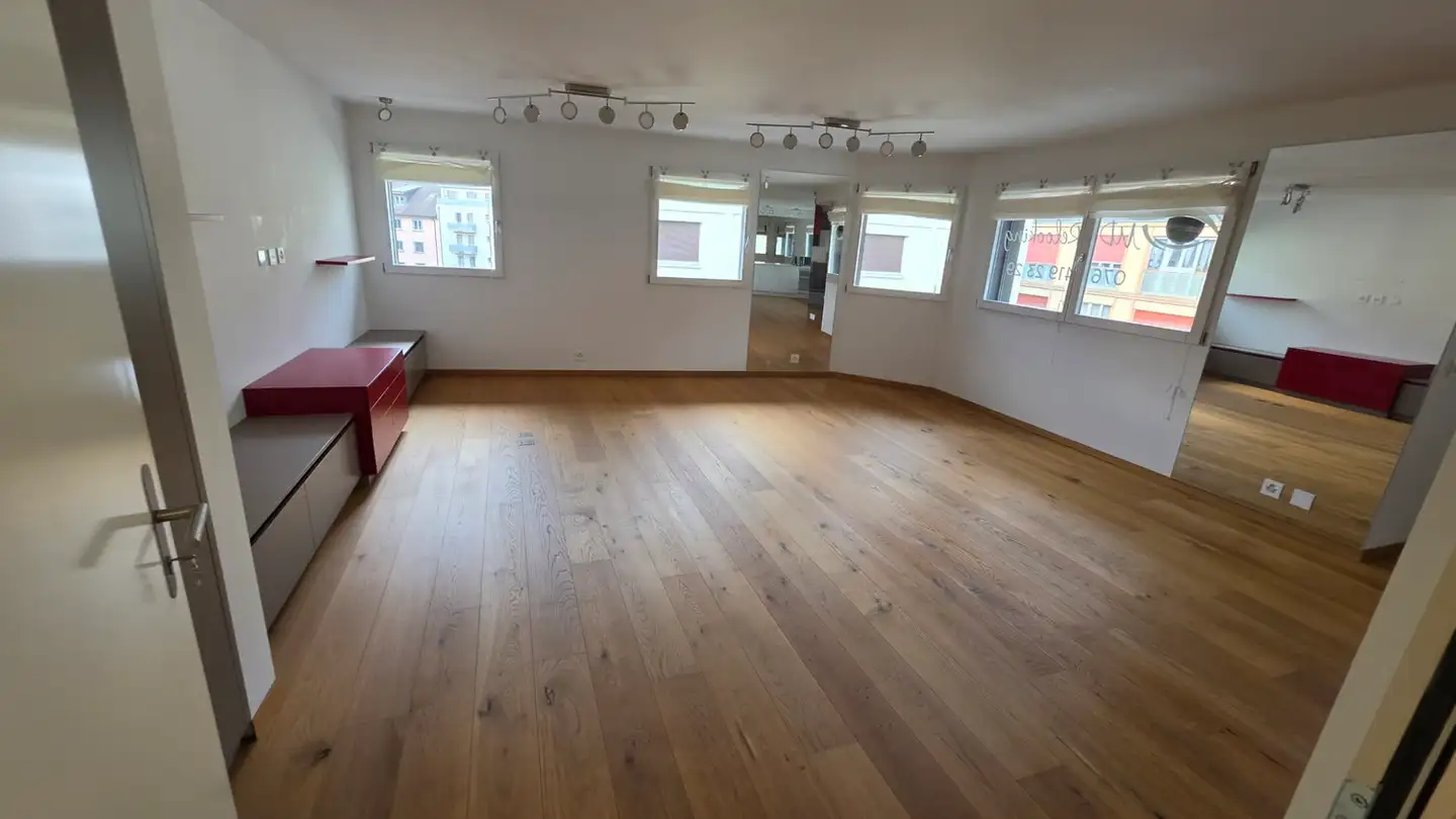 Wohnung mieten - Rue Du Commerce 3, 1870 Monthey - Foto 2