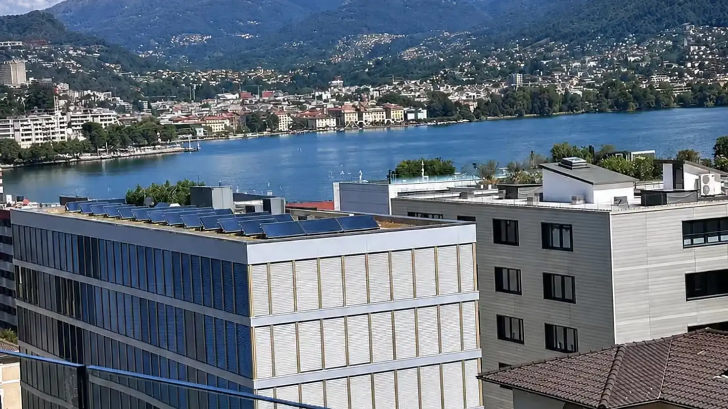 Apartment for rent - Via Franco Zorzi 15, 6900 Paradiso