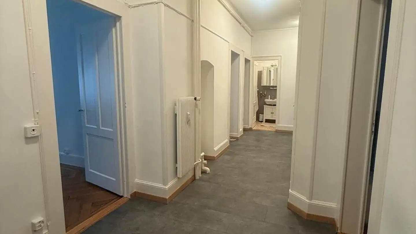 Apartment for rent - Avenue Des Alpes 42, 1820 Montreux - Photo 2