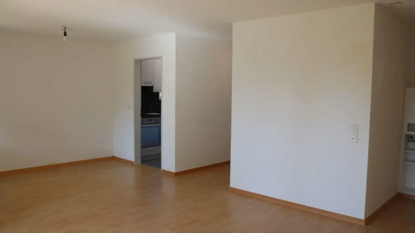 Wohnung mieten - Funkenbüelstrasse 3, 9243 Jonschwil - Foto 3