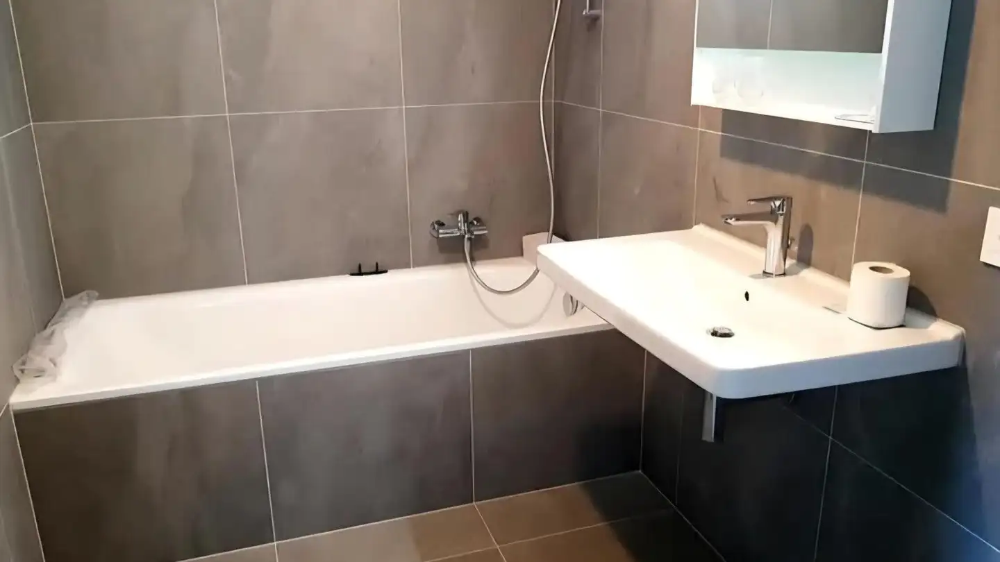 Appartement à louer - La Crotte 1, 2518 Nods - Photo 4