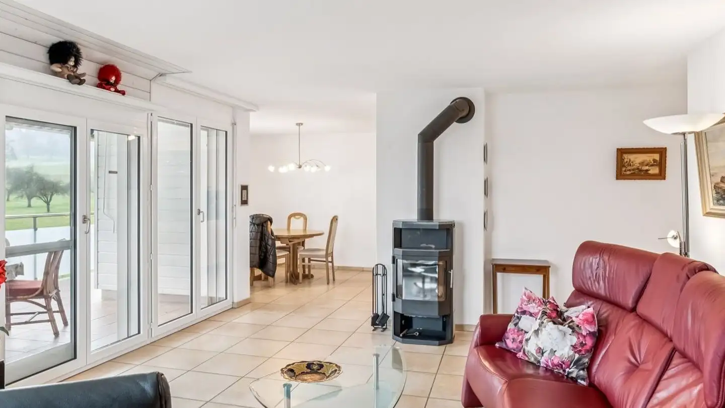 Appartement à vendre - Aronenweg 4, 8618 Oetwil am See