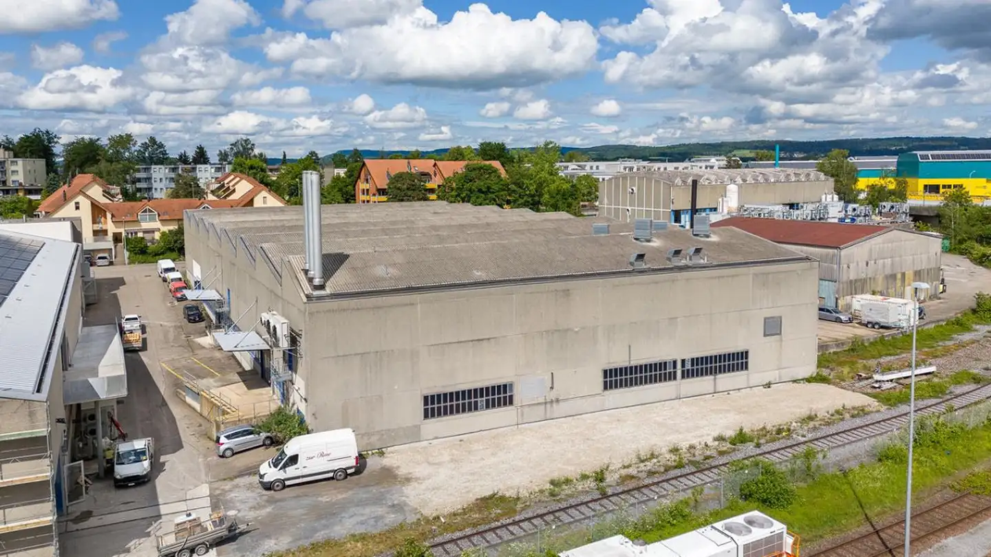 Edificio ad uso misto in vendita - Gewerbestrasse 16, 8155 Niederhasli - Foto 3