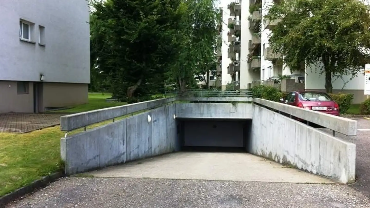 Garage singolo in affitto - Mühlackerstrasse 13, 4402 Frenkendorf