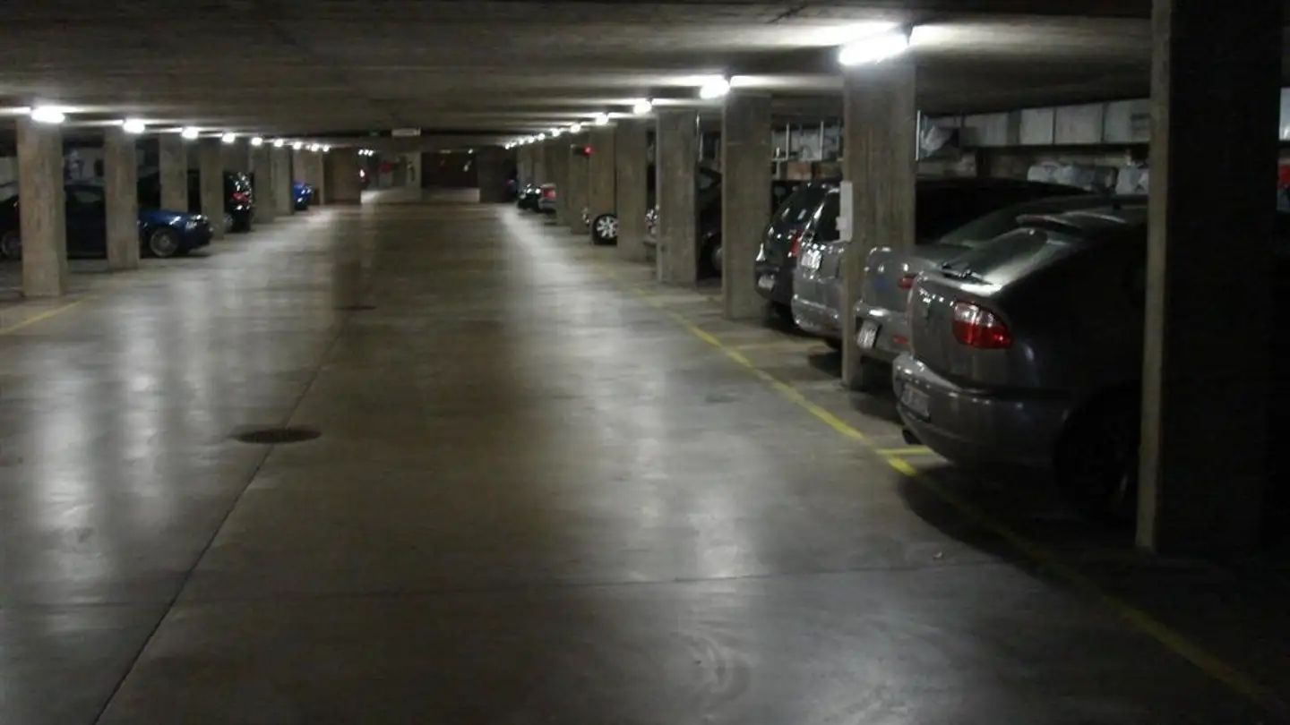 Underground parking space for rent - Seminarstrasse, 5430 Wettingen - Photo 3