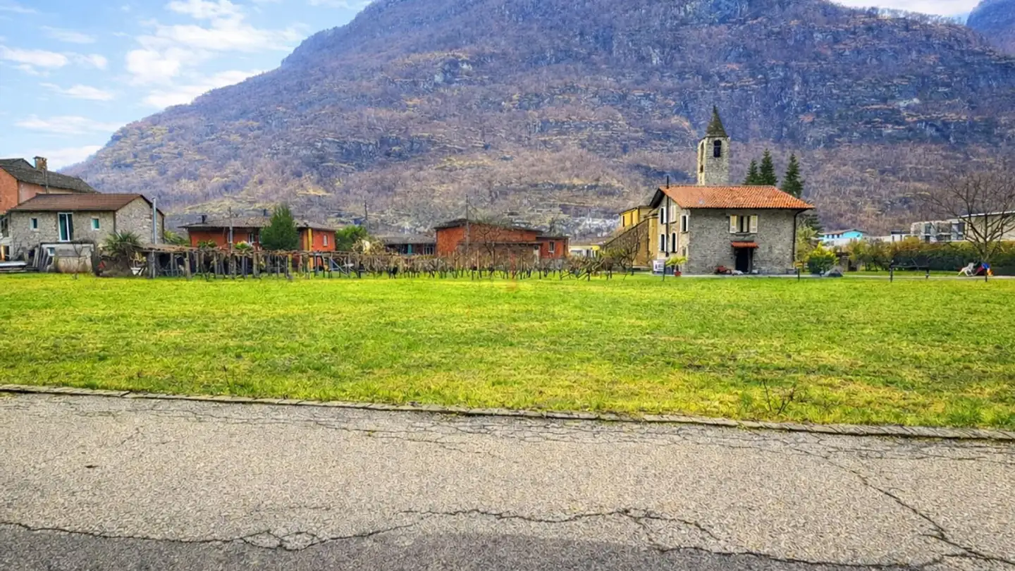 Commercial building plot for sale - Via Alle Vigne, 6742 Pollegio