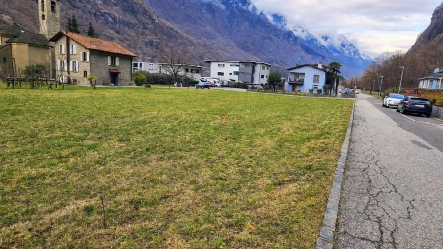 Commercial building plot for sale - Via Alle Vigne, 6742 Pollegio - Photo 2